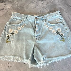 7 for All Mankind Jean shorts with floral appliqué